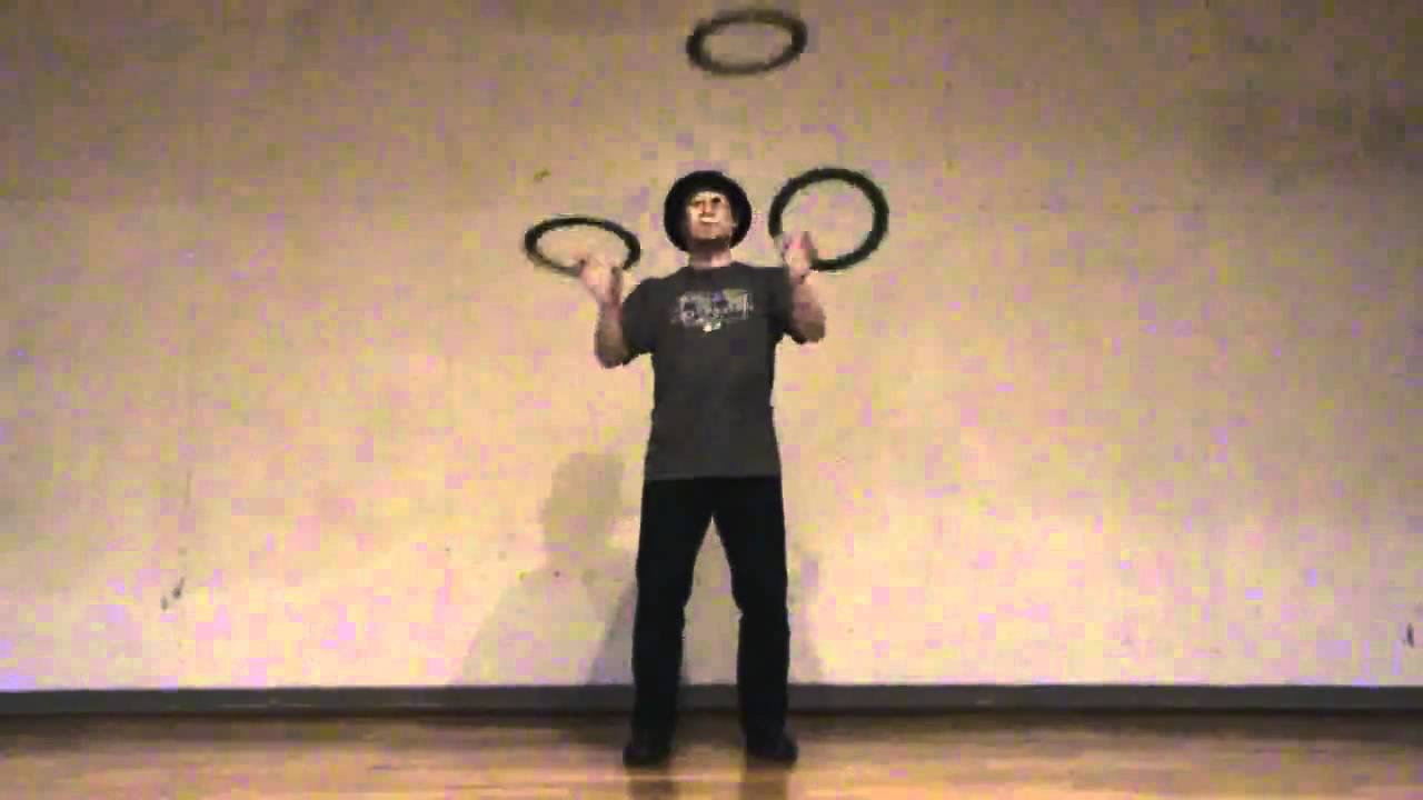 RING JUGGLING  -  