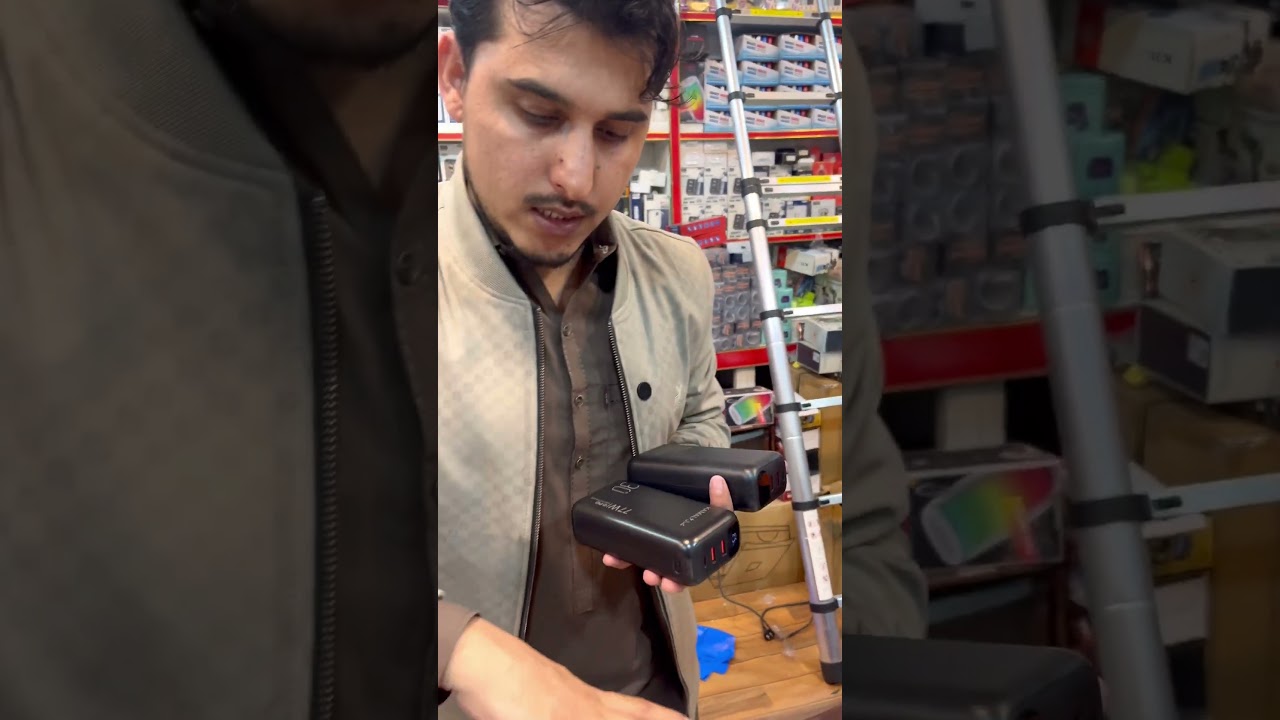 03358404153 