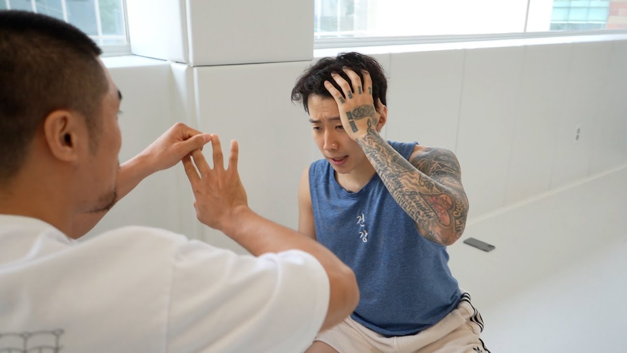 박재범 (Jay Park)에게 딱밤 때리고 마지막 방송합니다...팬분들 죄송합니다