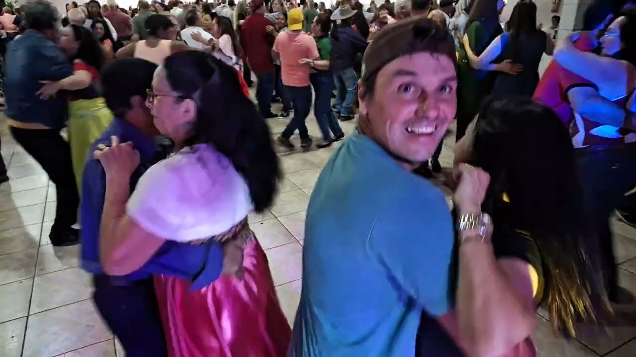 Muita dança nos idosos de Campo Bonito Paraná(com marcos e margarida)
