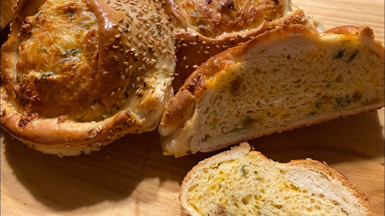 Flaounes  (Cyprus Easter Cheese Bread)