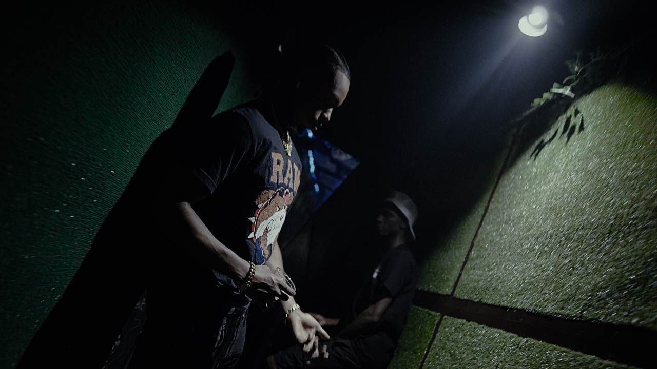 Waloheights - Static ft. Diaglo (Official Music Video)