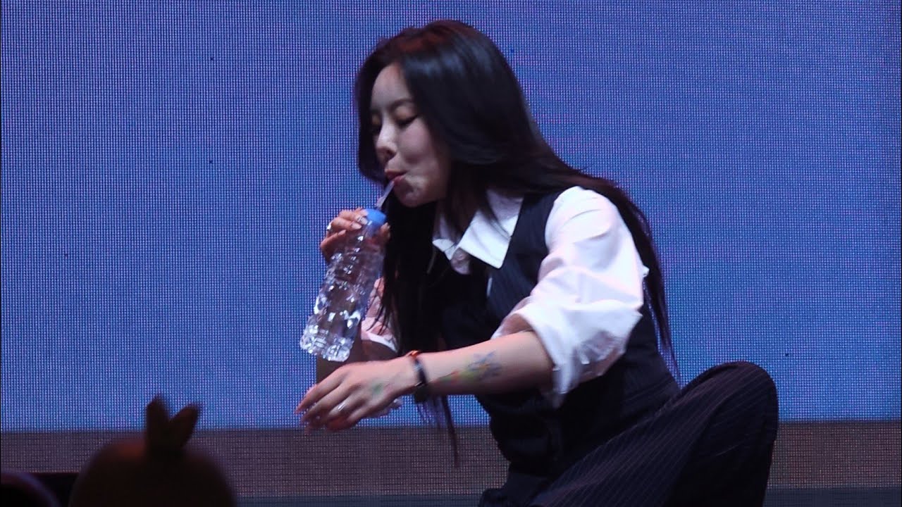 250913 휘인 팬콘서트 OWHEECE 토크2 세로직캠