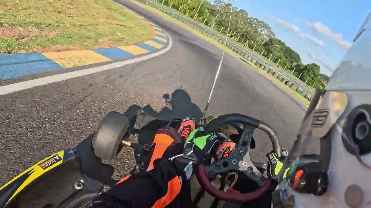 Kart F4 V11 Arena - Primeiro Treino