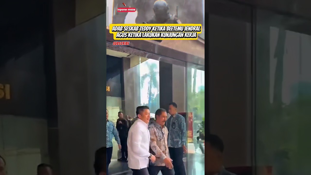 Adab Seskab Letkol Teddy Kepada Jendral Luar Biasa‼️#adab #seskab #mayorteddy #letkolteddy #kopassus
