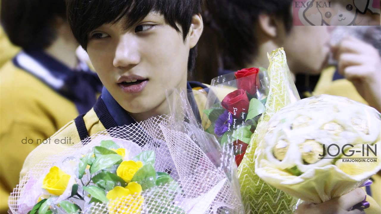 EXO KAI GRADUATION