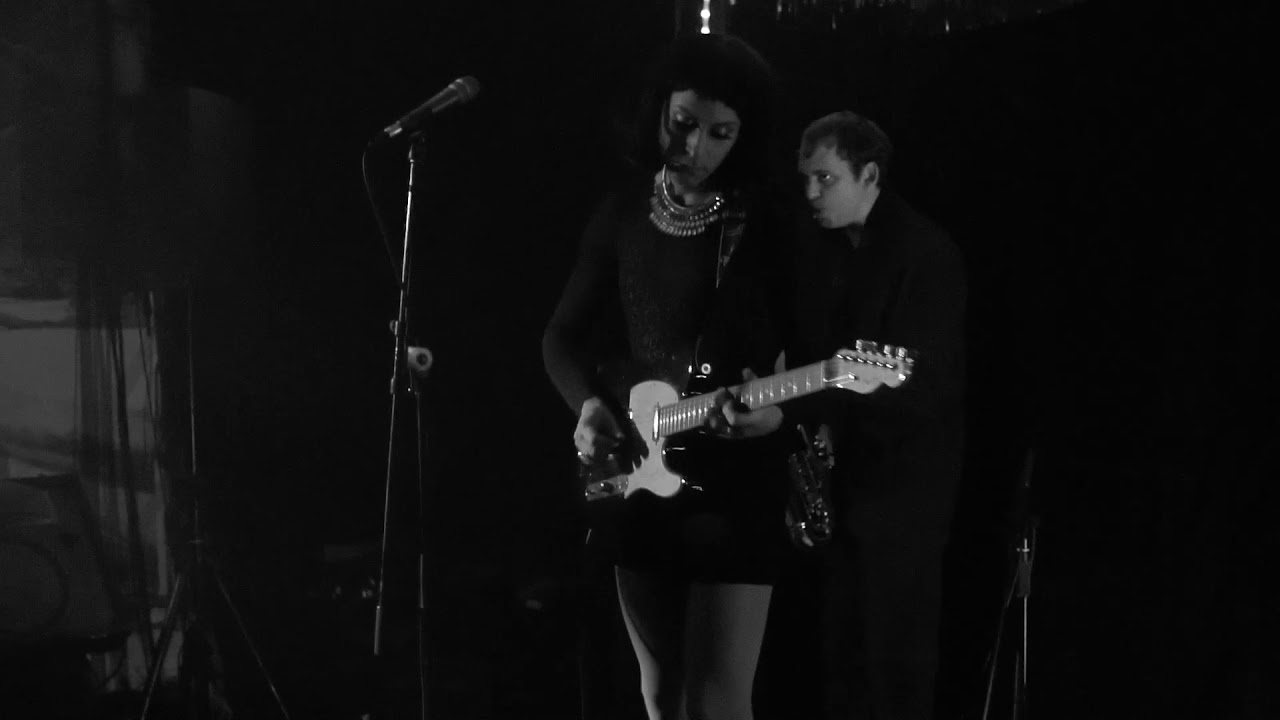 Cindy Lee - Tend to My Garden  - 2018/11/14 - Le Diamant D'Or - Strasbourg, FR