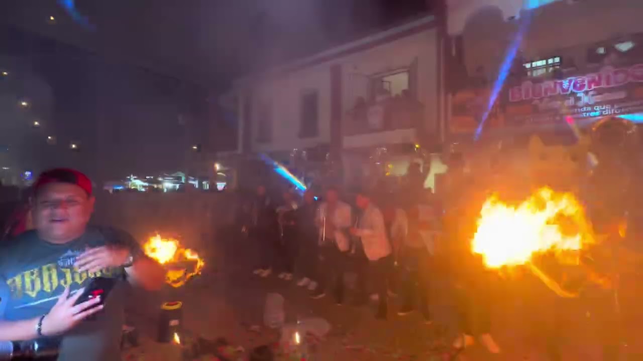 Muerteada 2025 -1 Nov-Nazareno Etla - Barrio de Abajo/Abajeños de corazón 🔥♥️😎 Un Show auténtico 💩