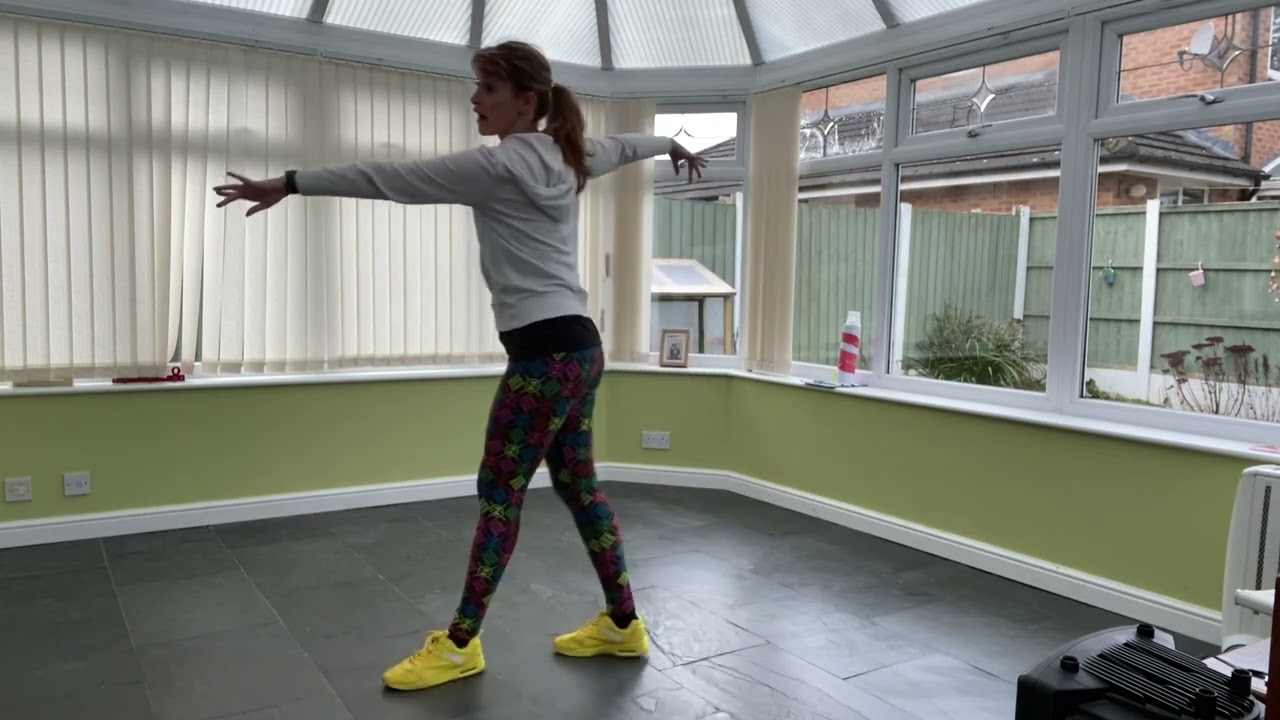 Zumba/Zumba Gold - Flowers, Miley Cyrus