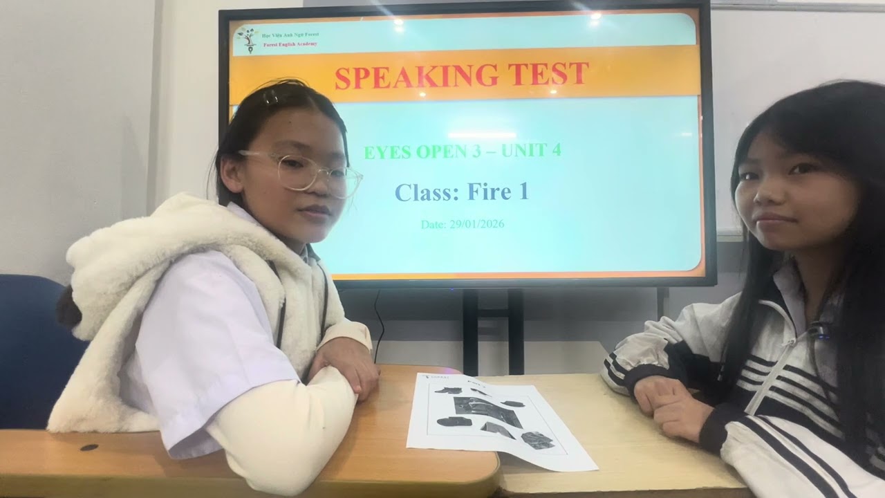 TT - Fire 1 - EO3 - U4 - Jisoo & Vivi