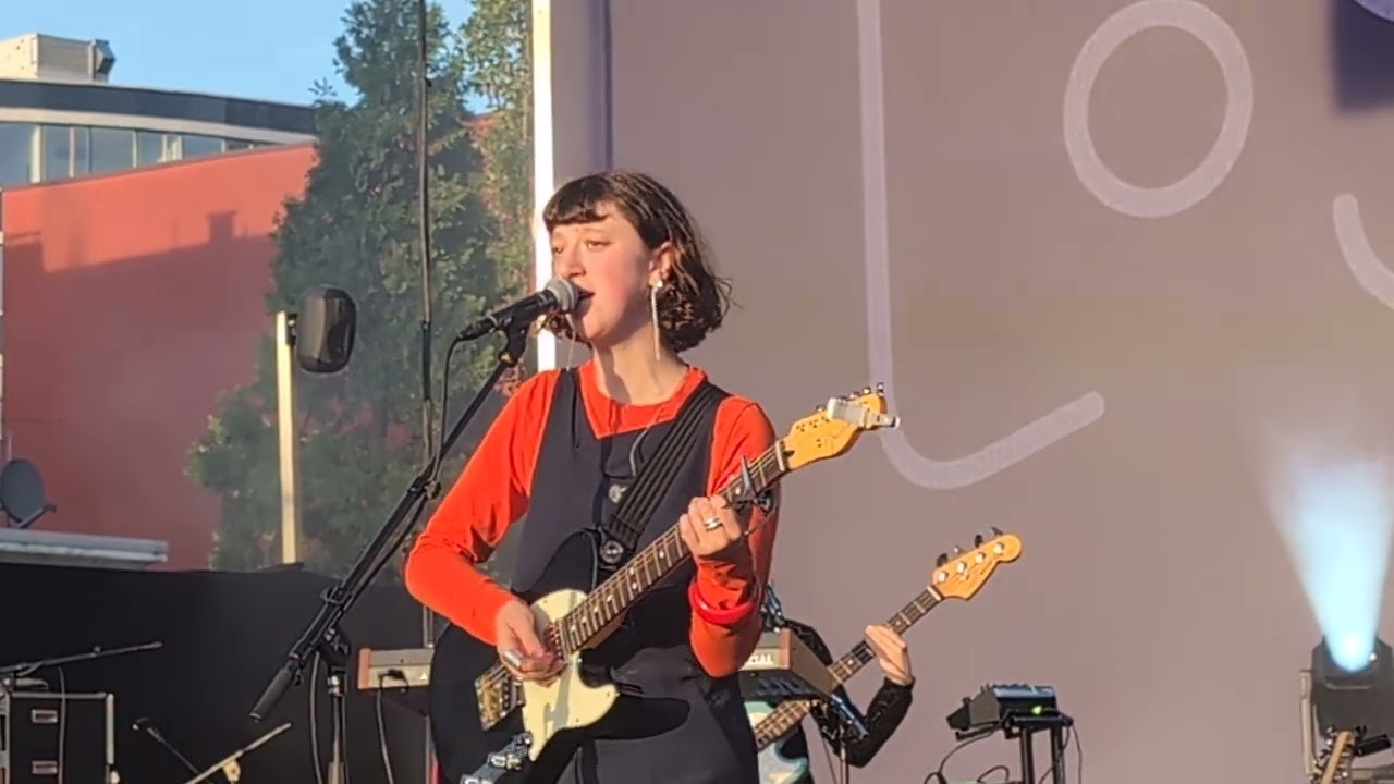 Lost in Lona - The Wrong Cards @Reeperbahn Festival Hamburg 19/9/25