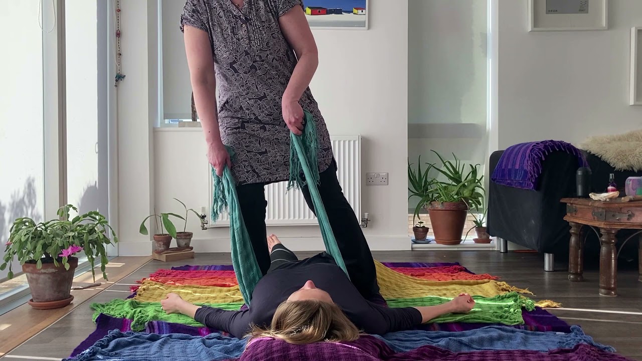 Rebozo massage and closing ceremony