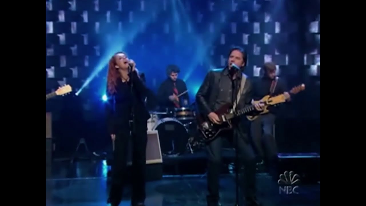 John Doe & Neko Case - Hwy 5 (live Conan 2005)