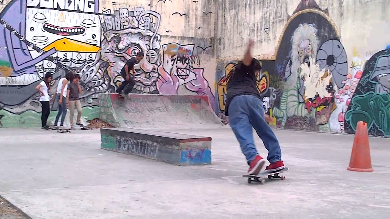 Fred Rocamora - Bail