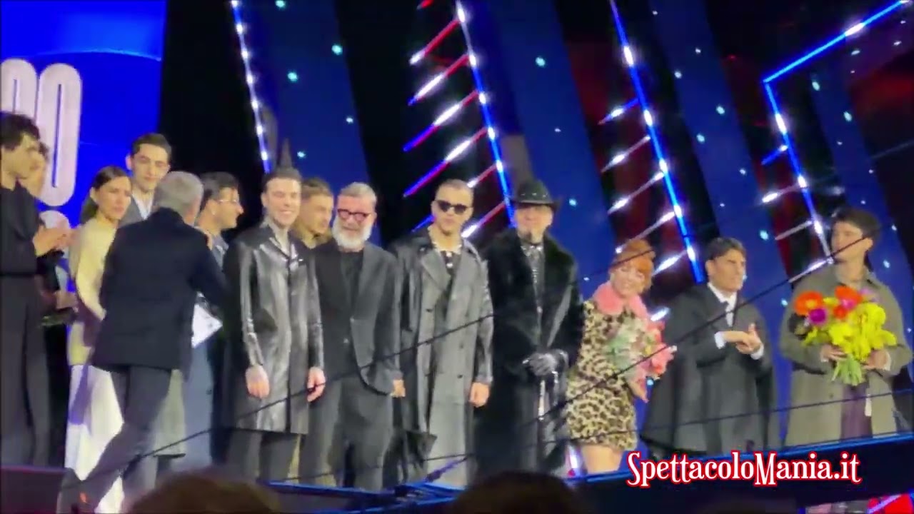 Sanremo 2026: I Big sfilano in Piazza Colombo