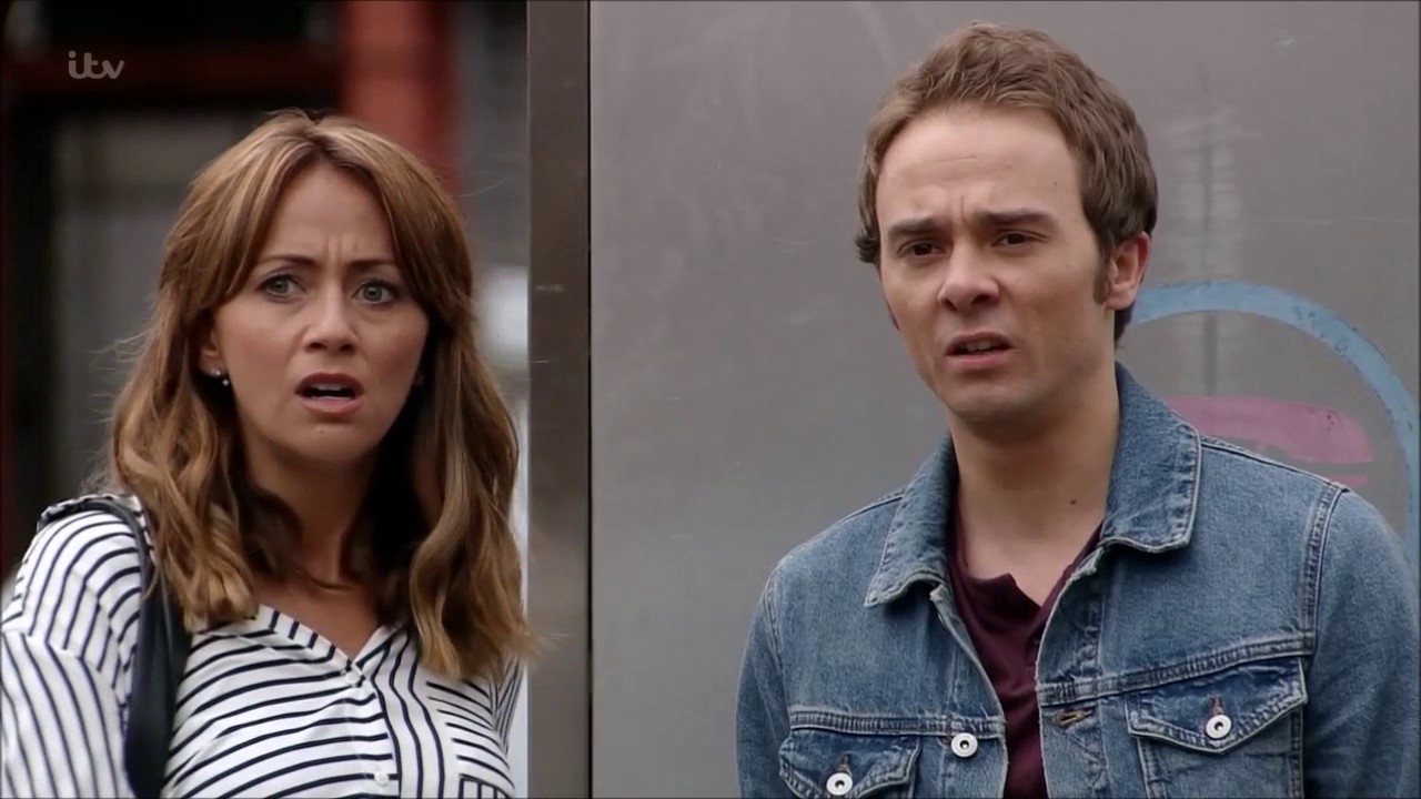 Coronation Street - Maria Thinks Aidan Has Dumped Eva