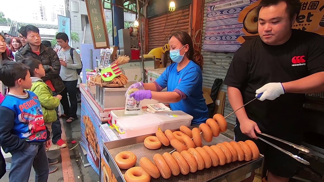 [ENG SUB] DONUTS...BEKU LANGSUNG DIGORENG...!!!