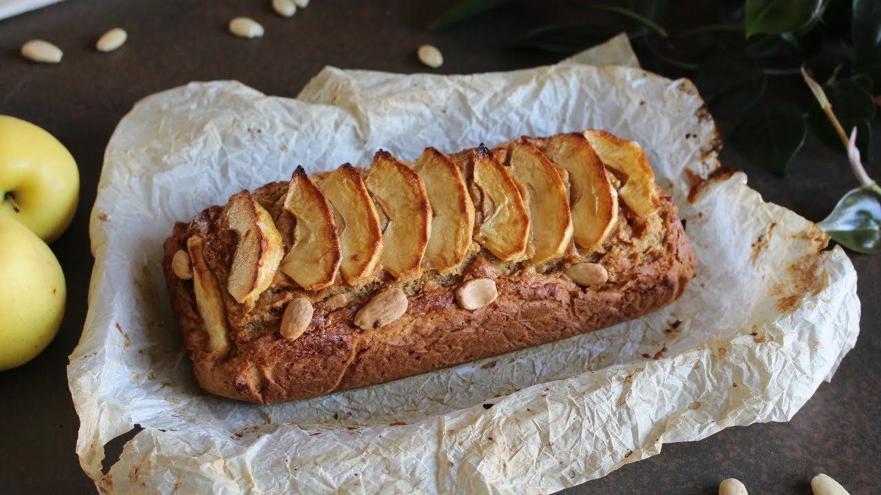 Come fare un PLUMCAKE ALLO YOGURT DI SOIA CON MANDORLE E MELE, SENZA UOVA, RICETTA VEGANA