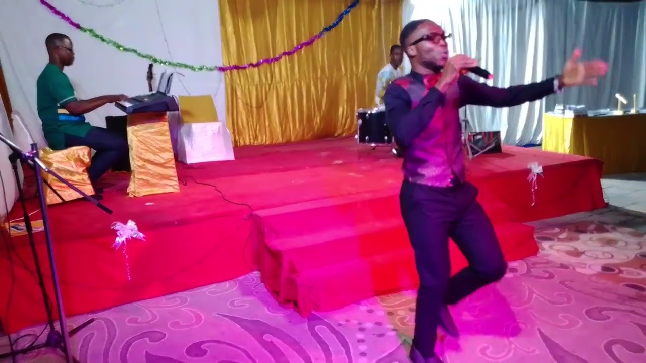 PRESTATION DE BEATRICE A LA FINALE TALENT VOICE A CAPELLA MARINA 2025           PARTIE I