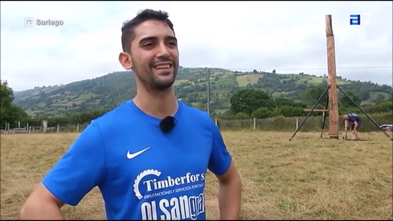 David Naredo. Cortador de troncos.