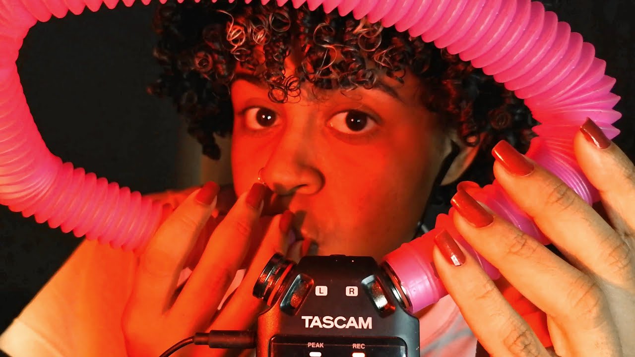 Click On This ASMR Video If You're Desperate to Sleep