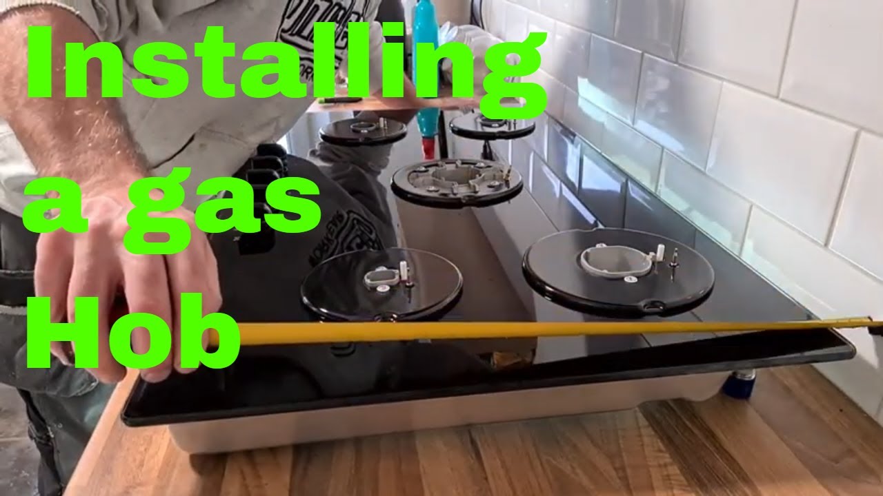 How to install a larger gas hob the hard part, leave the gas pipe to the gas registered person