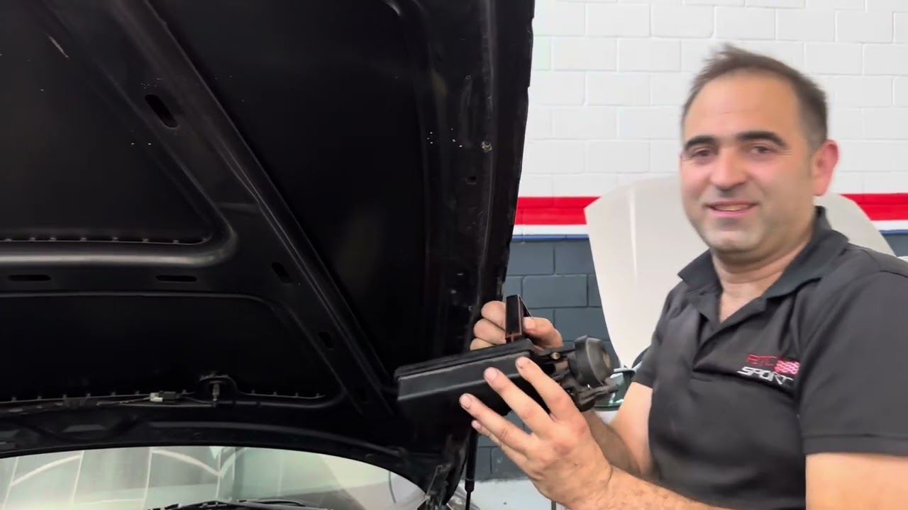 Enseñando a localizar un ruido en el motor de un BMW Z3!!!