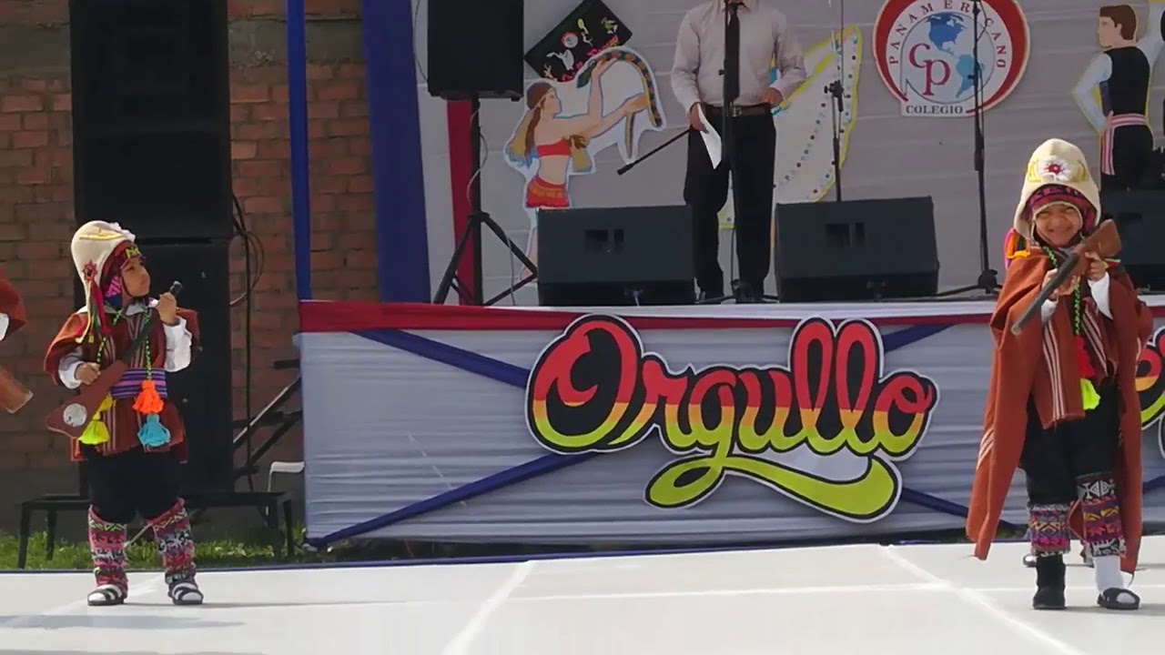 Danza bandera peruana del colegio Panamericano niños de 4años