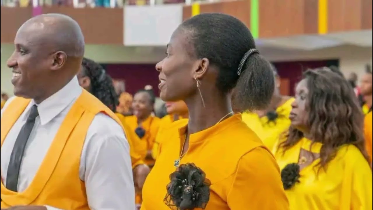 MPENI BWANA UTUKUFU NA NGUVU //ROSE MUHANDO COVER LIVE/ Sally Wisdom/ Winners Chapel Nairobi