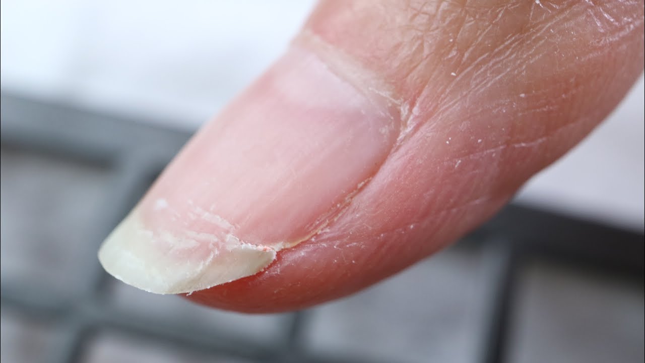 Como reparar uñas rotas con semipermanente