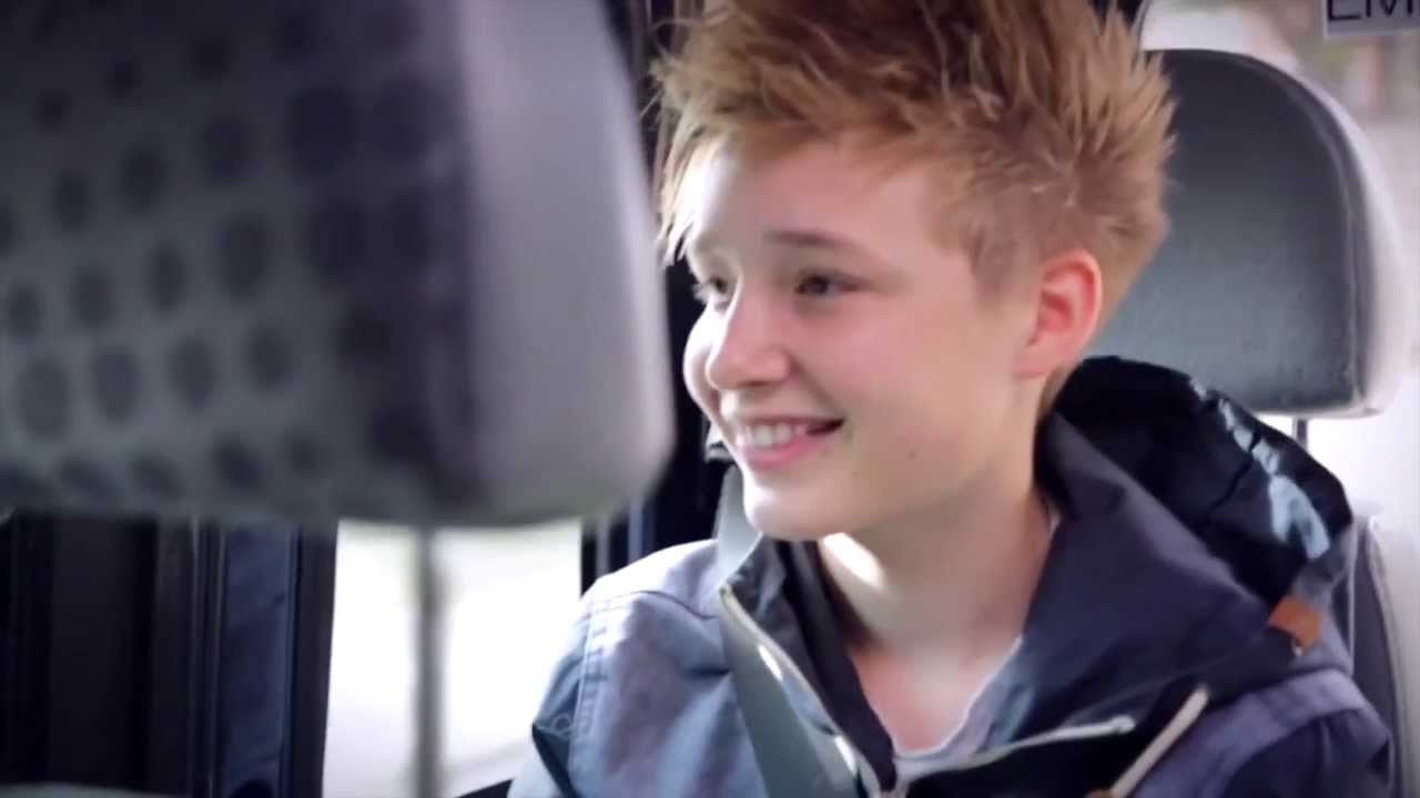 Isac Elliot Fan video