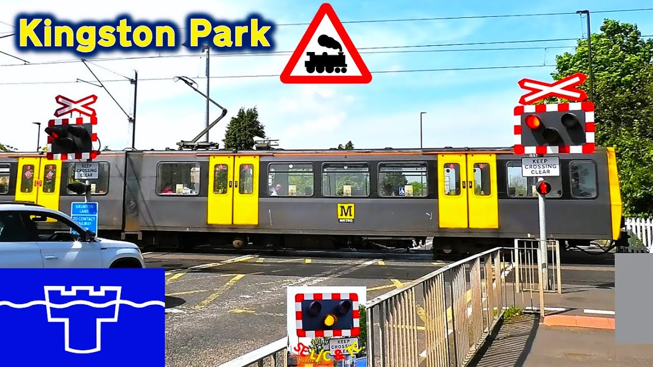 Kingston Park (Brunton Lane) Level Crossing, Tyne & Wear