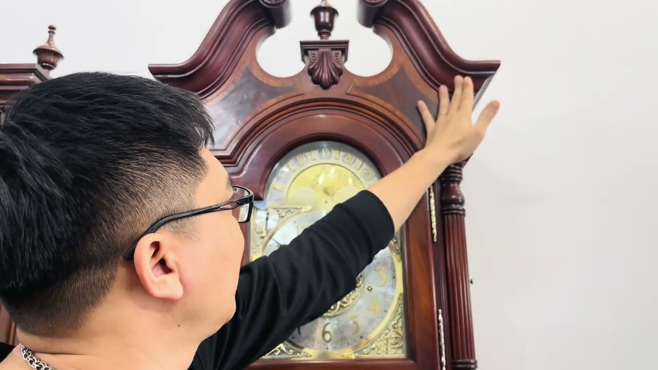 Đồng hồ tủ cây howrad miler bộ sưu tập tổng thống .12 gông chơi ba bản
