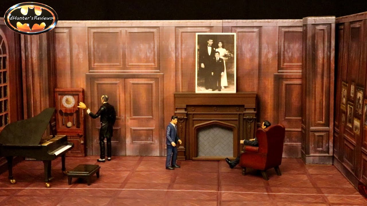 Extreme Sets Wayne Manor Mansion Batman 1:12  6-7 inch scale Pop Up Diorama Action Figure Review