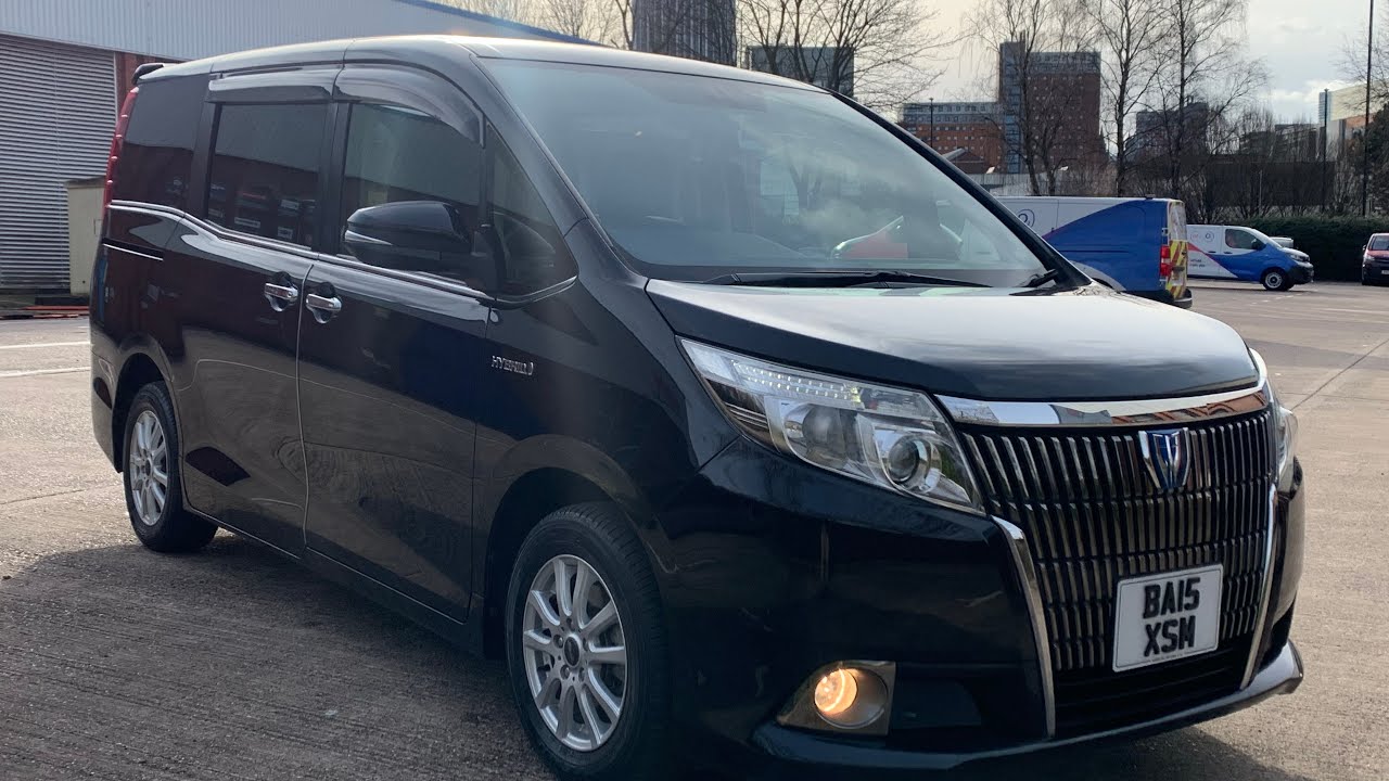 2015 (15) TOYOTA ESQUIRE VOXY 1.8 PETROL HYBRID AUTO 7 SEATS MPV FRESH JAP IMPORT