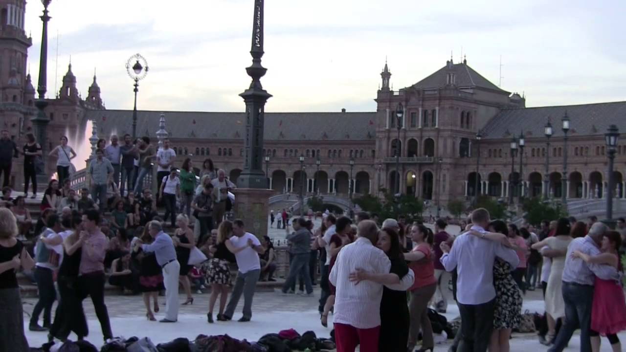 A PURO TANGO SEVILLA- 2* GRAN MILONGA EN PLAZA ESPAÑA