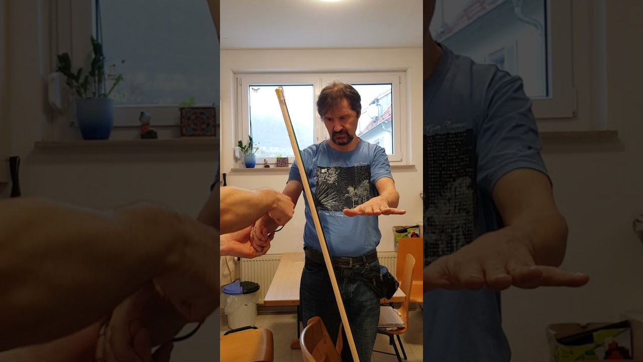 18 Spiegeltherapie bei Schlaganfall