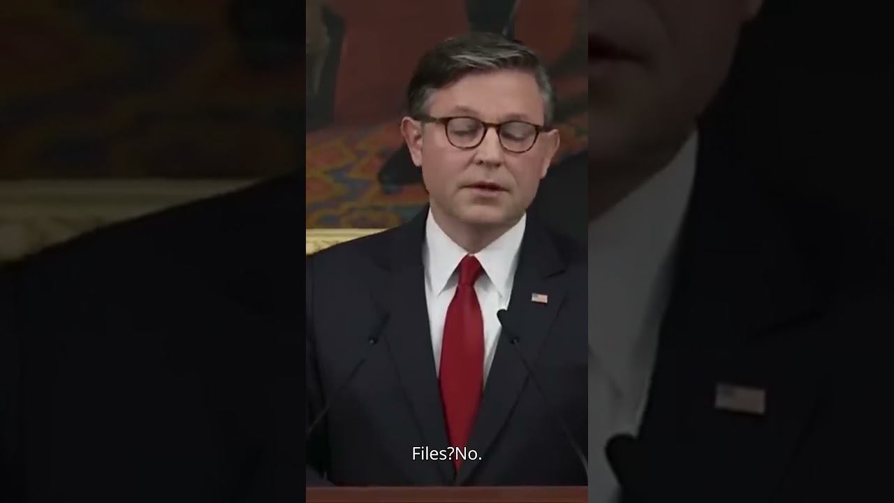 Fox News' Chad Pergram calls out Speaker Johnson over holding up swearing in new member.