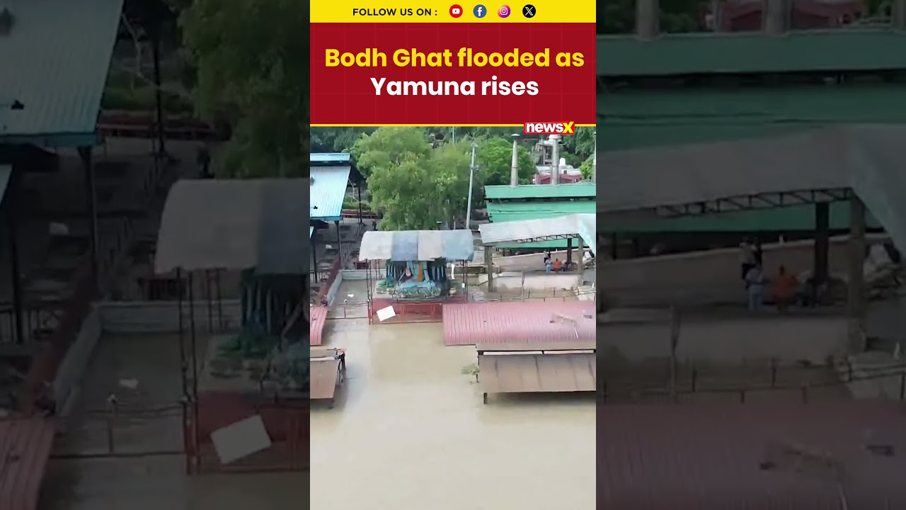 Yamuna Flood Alert: Bodh Ghat Witnesses Heavy Water Inundation #yamunariver #delhifloods #shorts