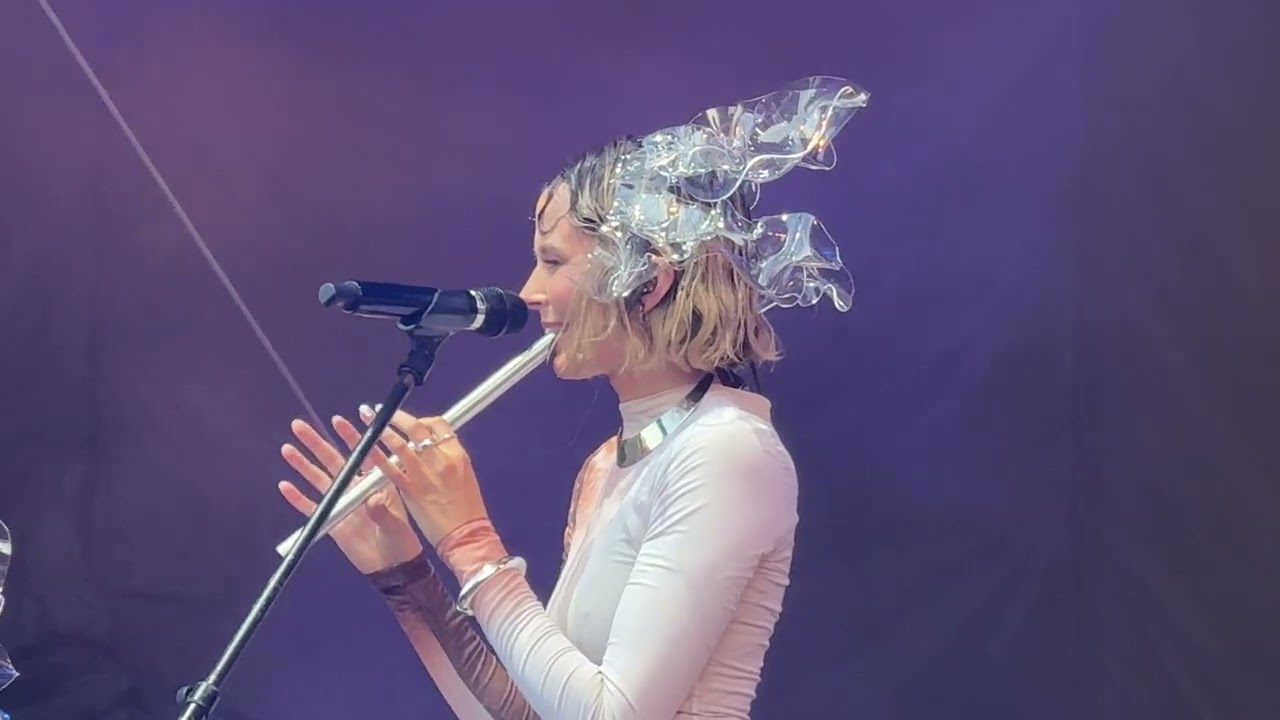 TAUTUMEITAS - Bēdz, bēdz, Saulīte. Positivus festival 2025.