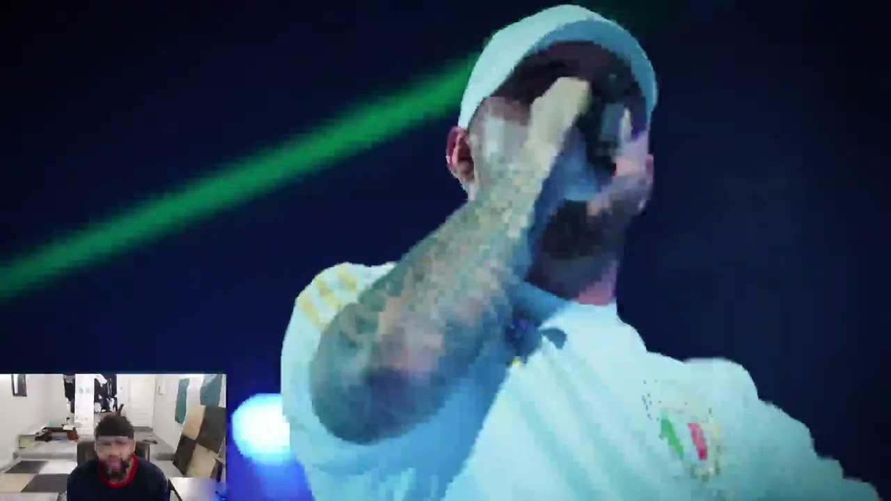 Реакция на турецкий рэп Ati242 - Италия Форма (Live at VW Arena)