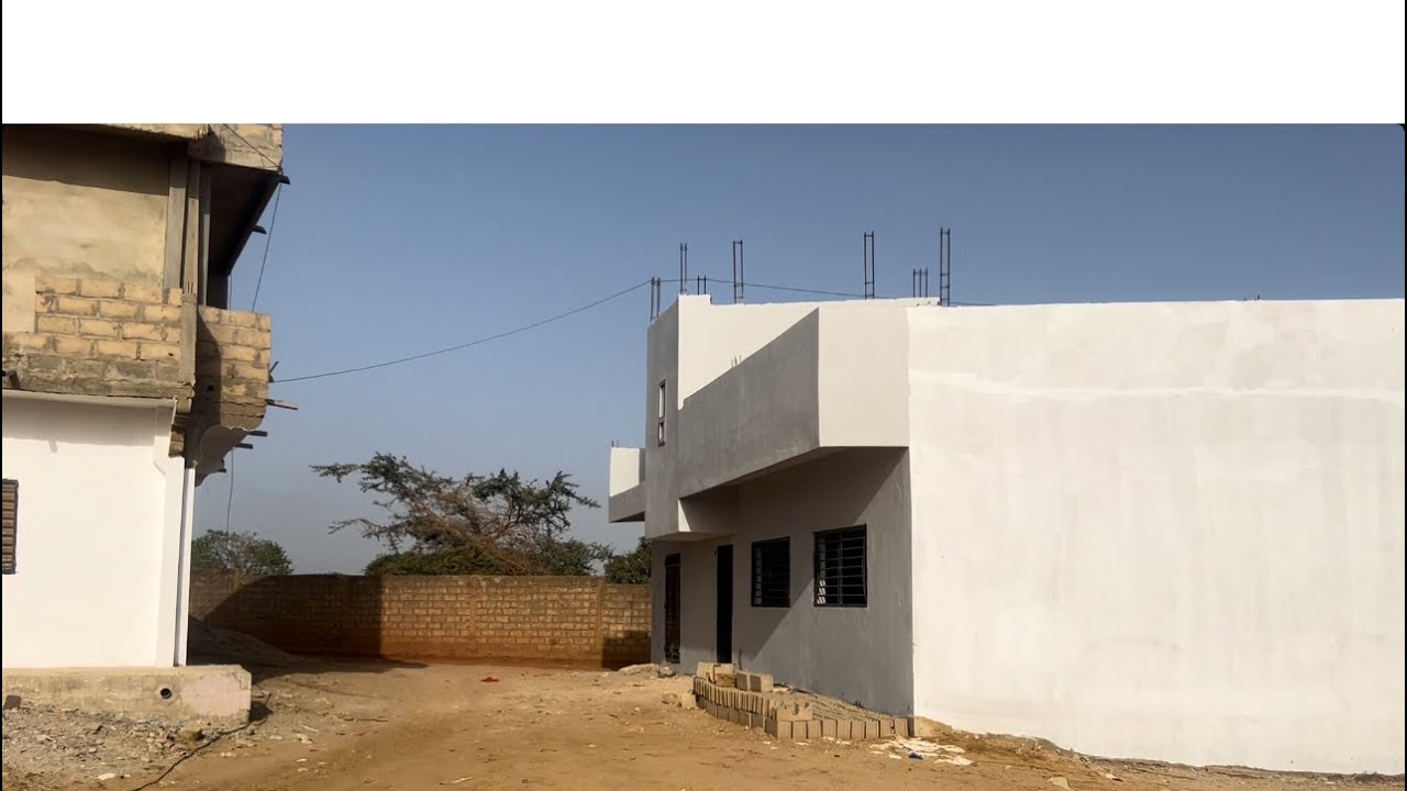 Urgent 🚨maison en finition à vendre gorom 1 prix 20million 170m2 ☎️77 887 25 13