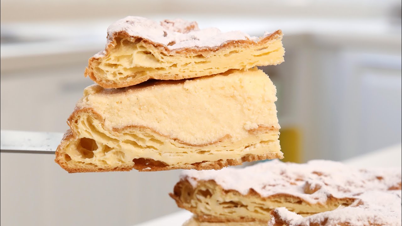 Tarta de crema karpatka, fácil, económica  y refrescante. Se funde en boca cuando la comes