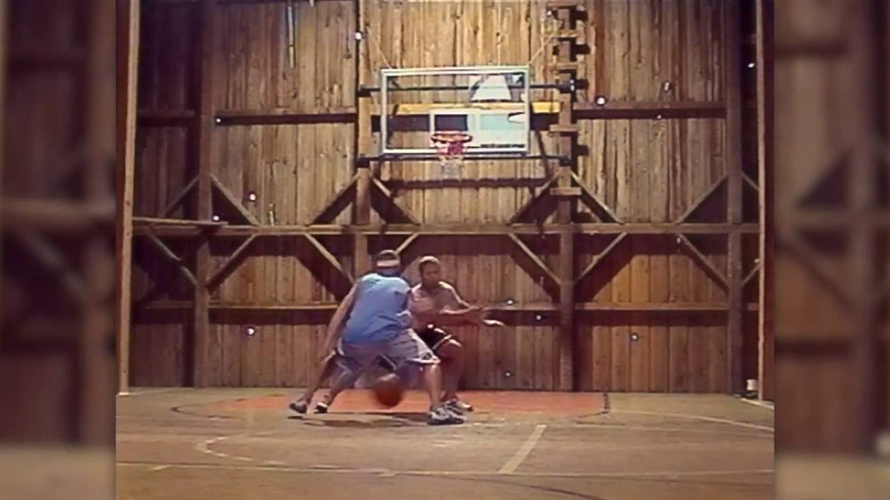 1 on 1 Superhandles highlights! Ankle breaking dribble moves in the barn!