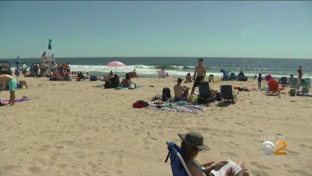 Beachgoers Soak Up Memorial Day Sun At The Jersey Shore