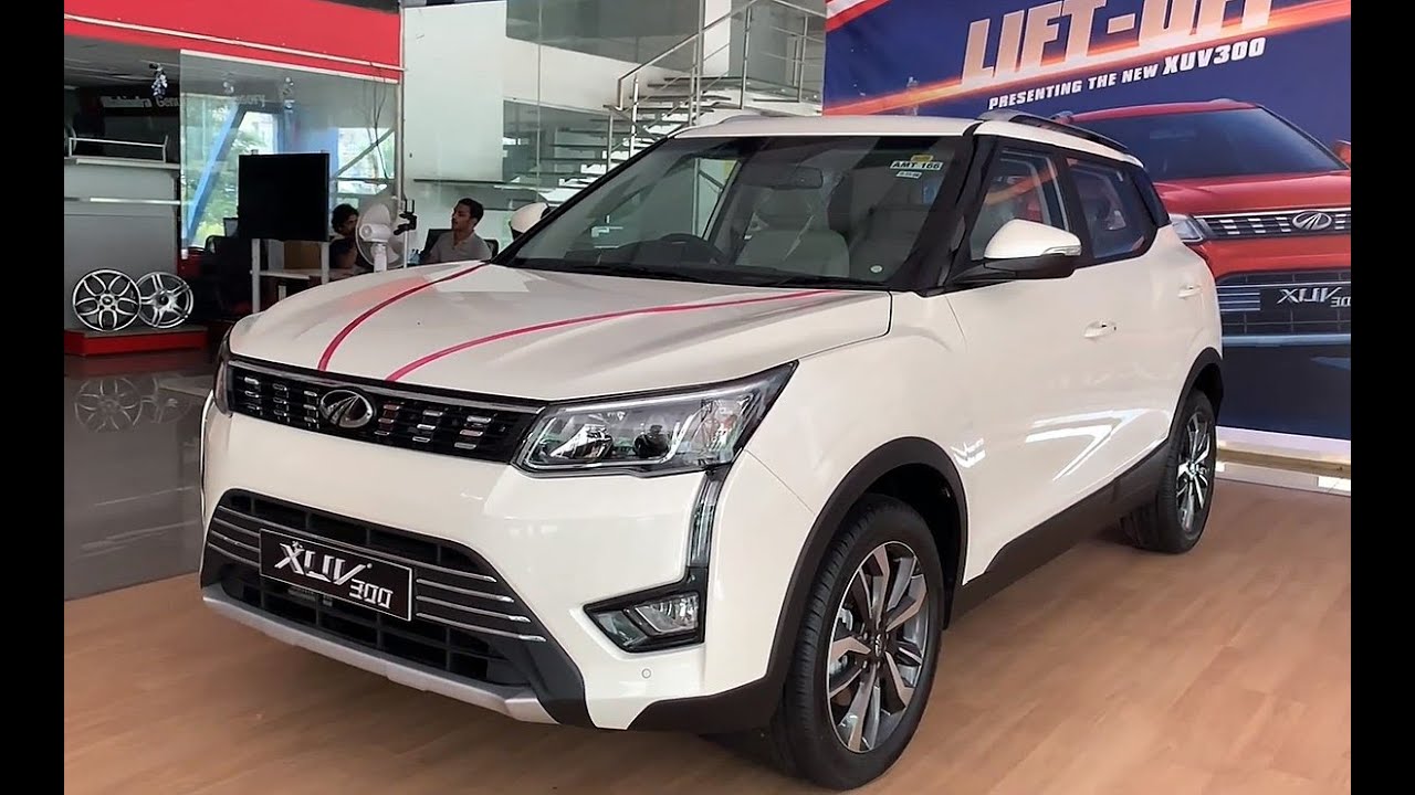 Mahindra XUV300  W8 Interior and Exterior details