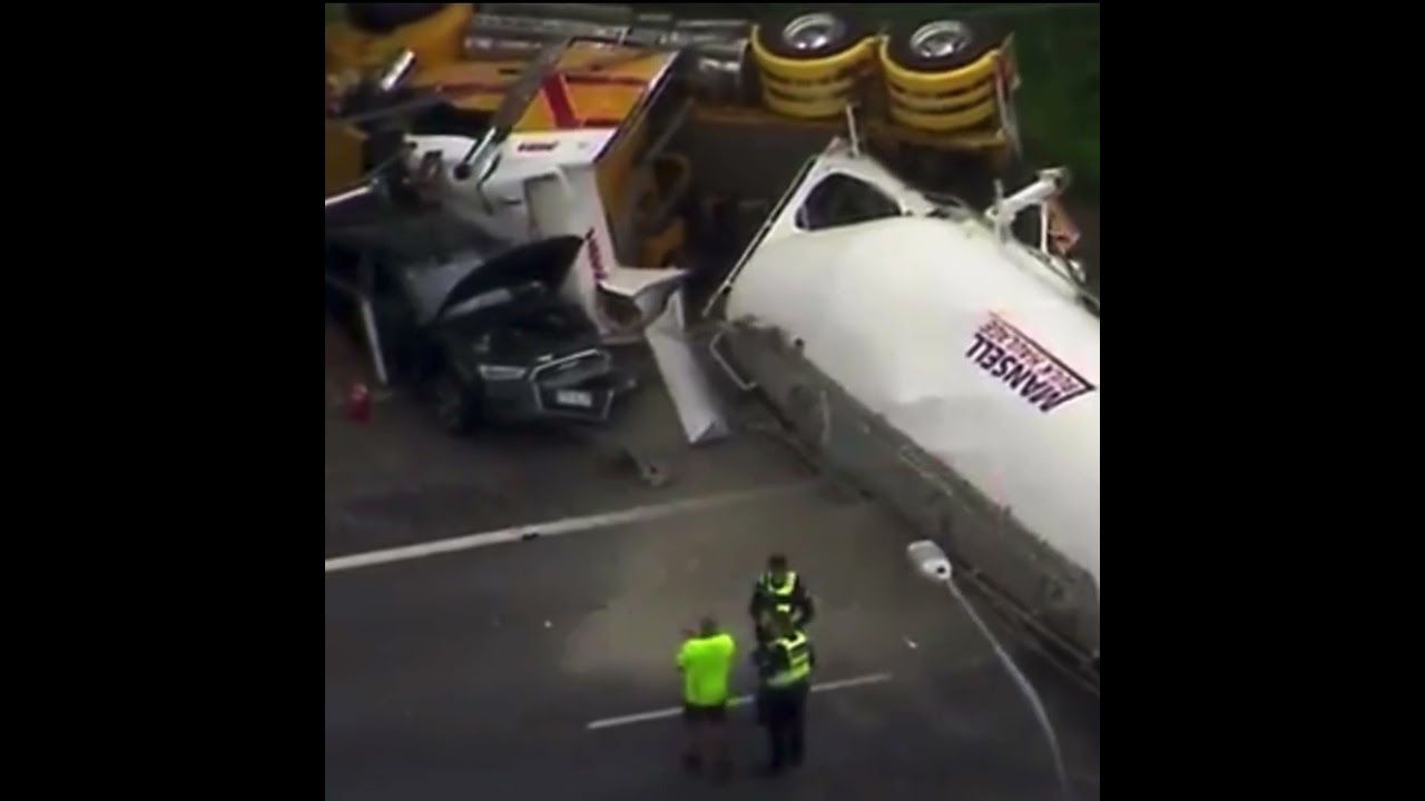 Bruce highway Audi rs6 crash #crash