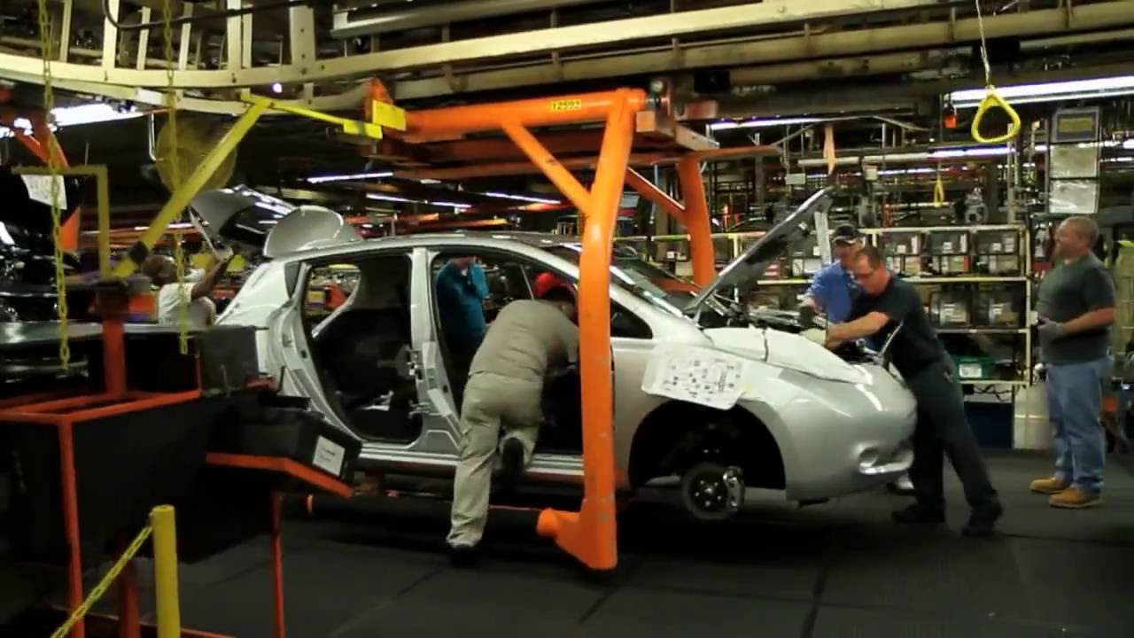 Nissan Begins U.S.  Assembly of 2013 LEAF Electric Vehicle and Batteries