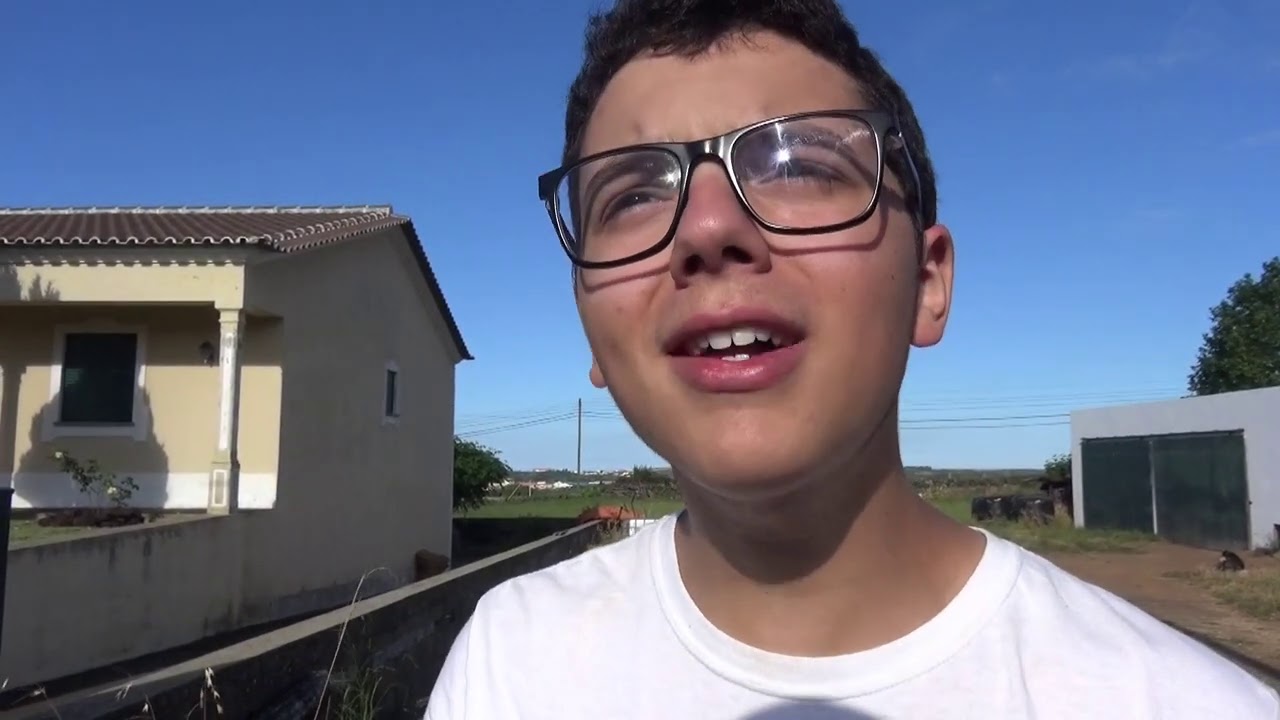 Roberto malhou feijão e cantou