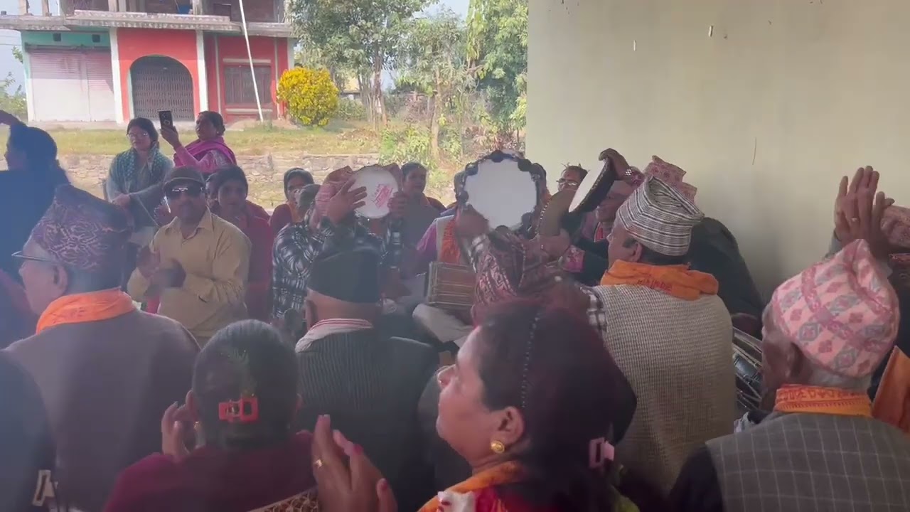 भजनमा यसरी नाचौं, रुपन्देहीको लोकप्रिय भजन समूहले यस्तो गरे । Bhajan । #foryou #rupandehi 